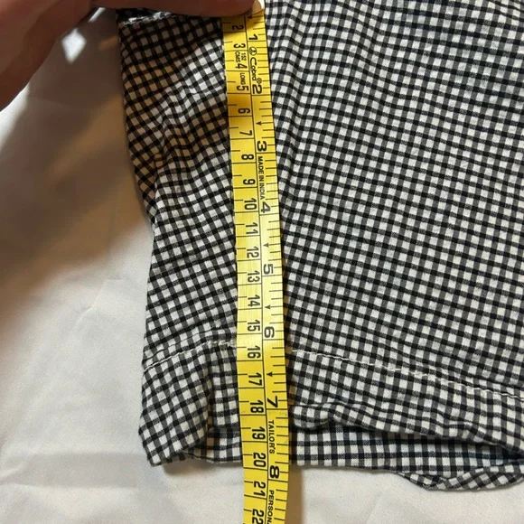 Old Navy Womens Everyday Shorts High Rise Gingham Check Black & White Sz 6 - Picture 4 of 6